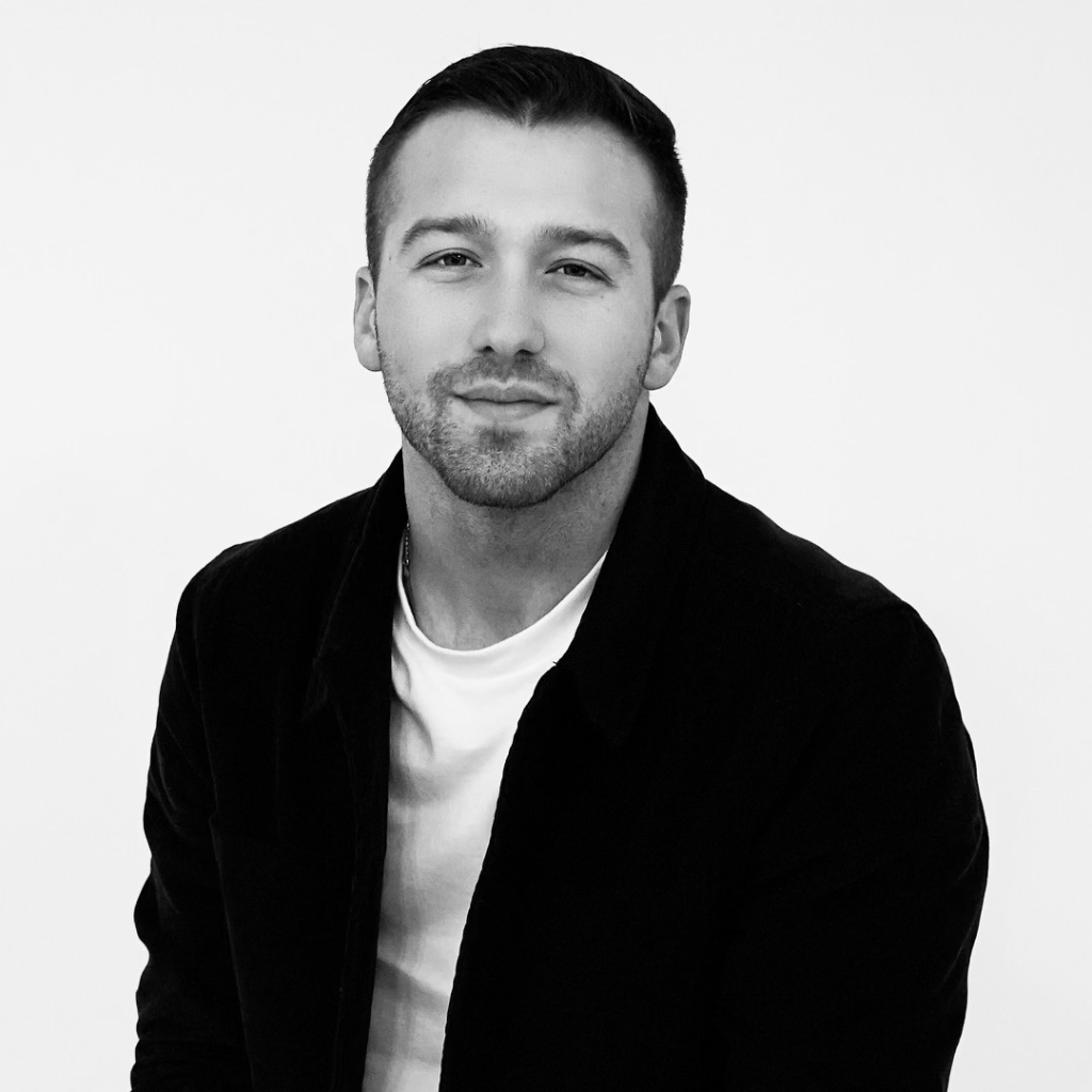 Profile Aaron Van Cleave